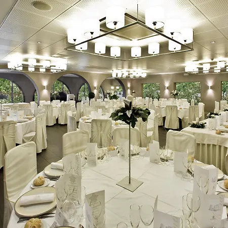 מלון El Castell 3*