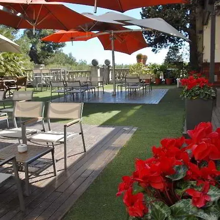 El Castell מלון סנט בואי דל לוברגאט