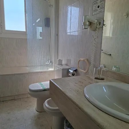 El Castell Hotel Sant Boi de Llobregat