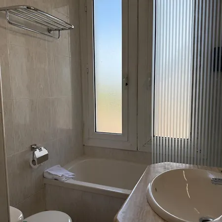 El Castell Hotel Sant Boi de Llobregat