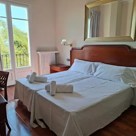 El Castell 3* Sant Boi de Llobregat