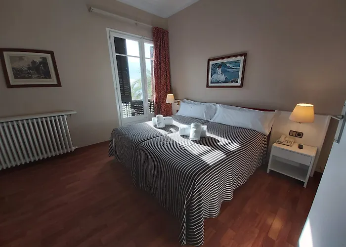 El Castell Ξενοδοχείο 3*