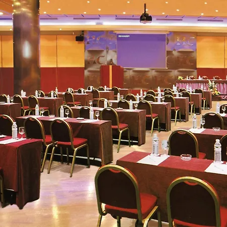 El Castell 3* Sant Boi de Llobregat