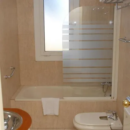 El Castell 3* Sant Boi de Llobregat